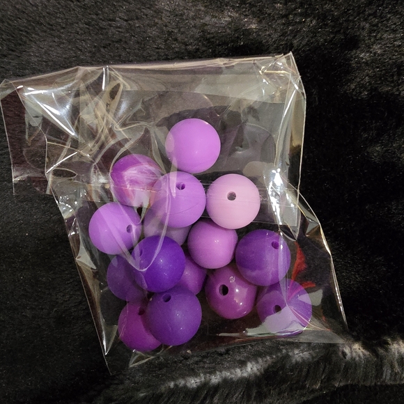 Colorful 4 Bag Bead Set - Picture 10 of 10